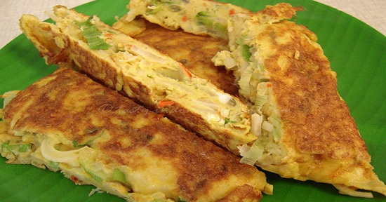 Sarapan di Pagi Hari dengan Telur Dadar