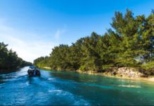 Jelajah Wisata Kepulauan Mentawai