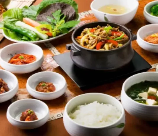 Berlibur ke Negeri Ginseng, Ini Makanan Korea yang Digemari Wisatawan Indonesia Aneka Makanan Korea